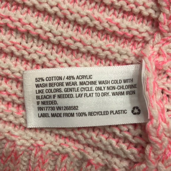 Pink and white chunky knit cardigan - Picture 3 of 4